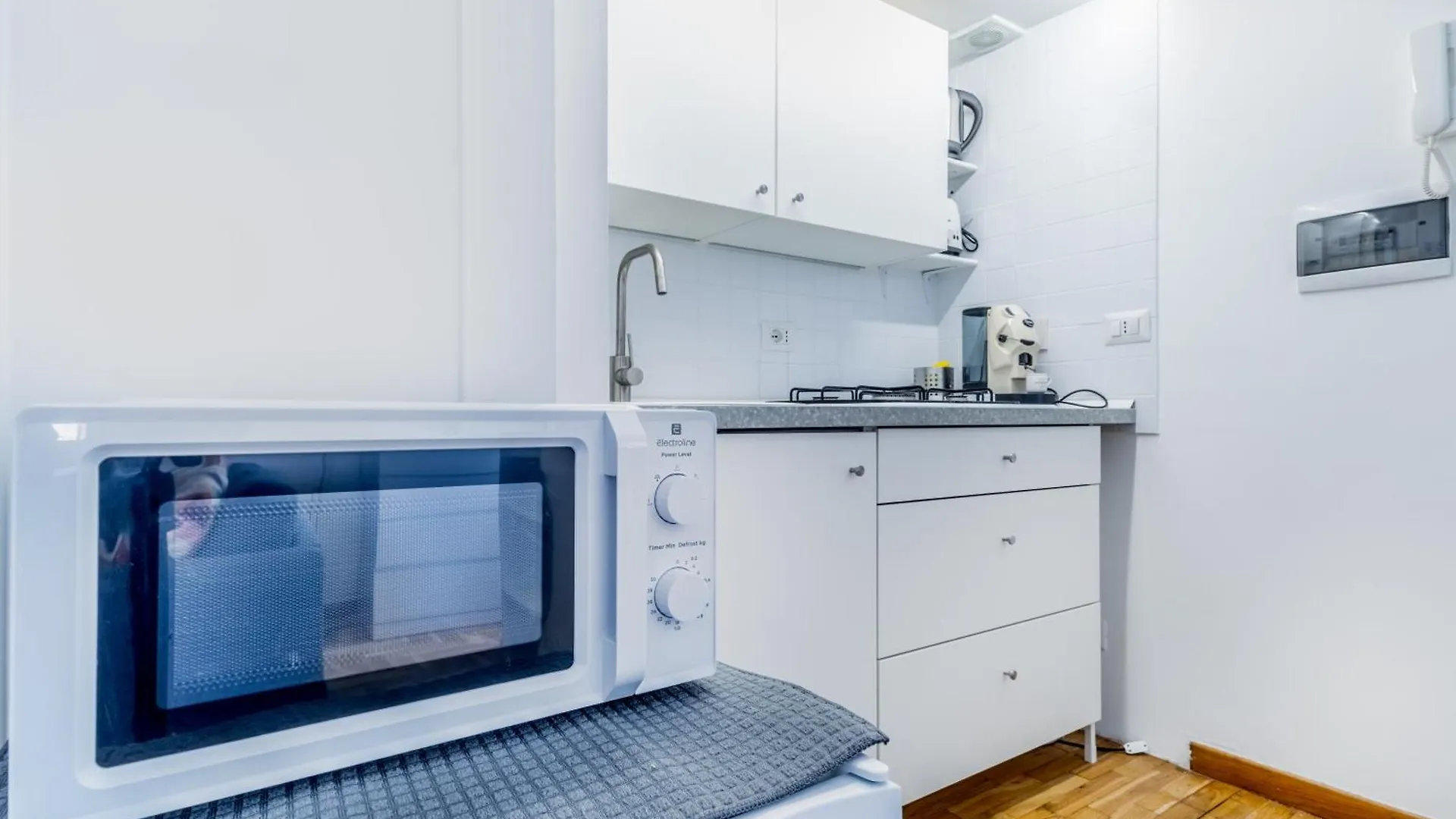 Apartament Attico Nel Cuore Di Roma Con Box Privato Per Auto