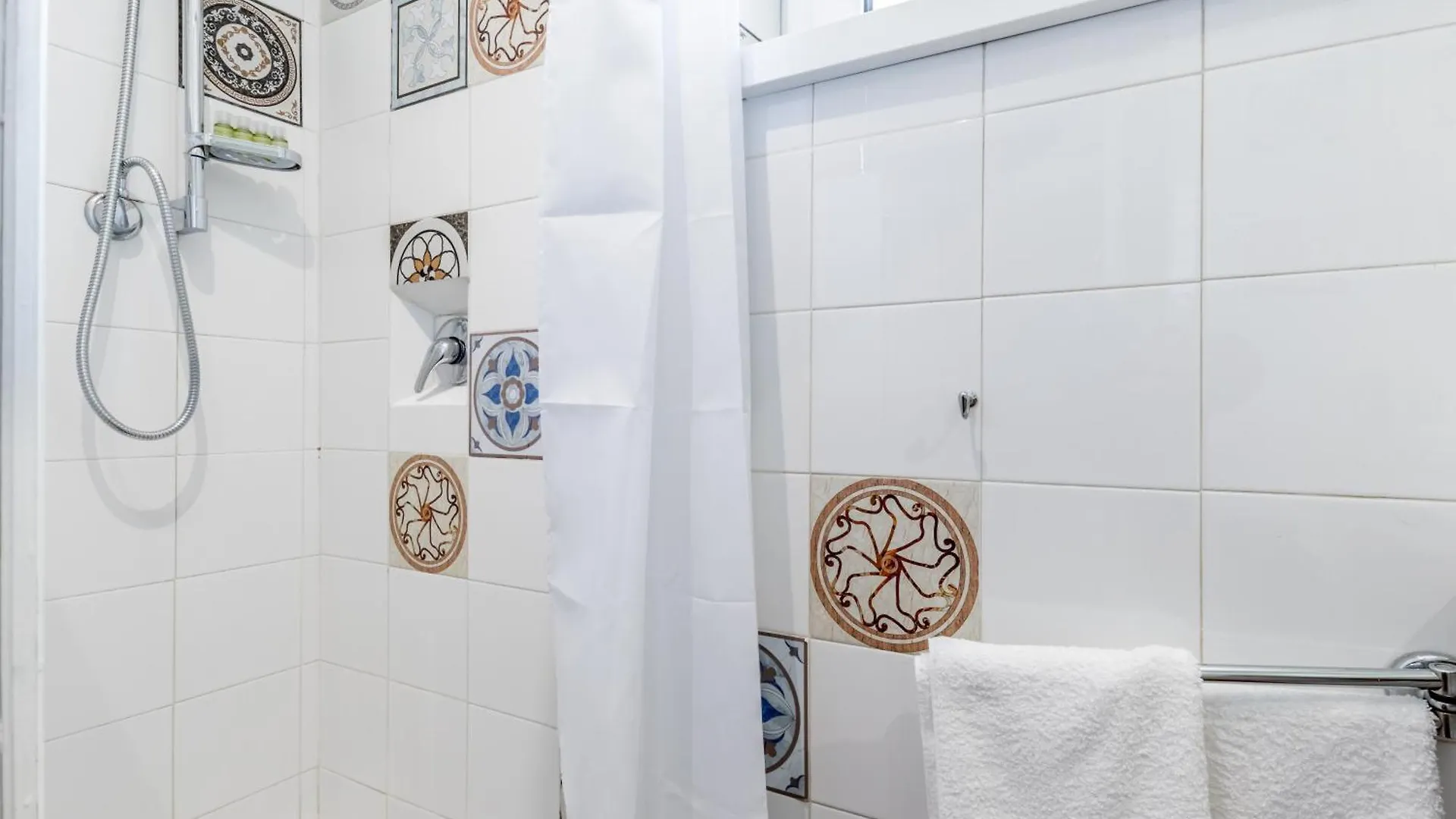 Apartament Attico Nel Cuore Di Roma Con Box Privato Per Auto