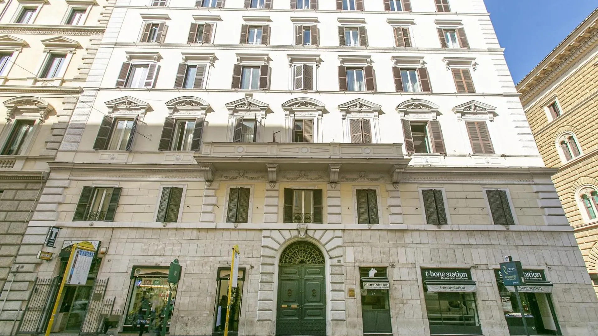 Attico Nel Cuore Di Roma Con Box Privato Per Auto Apartament