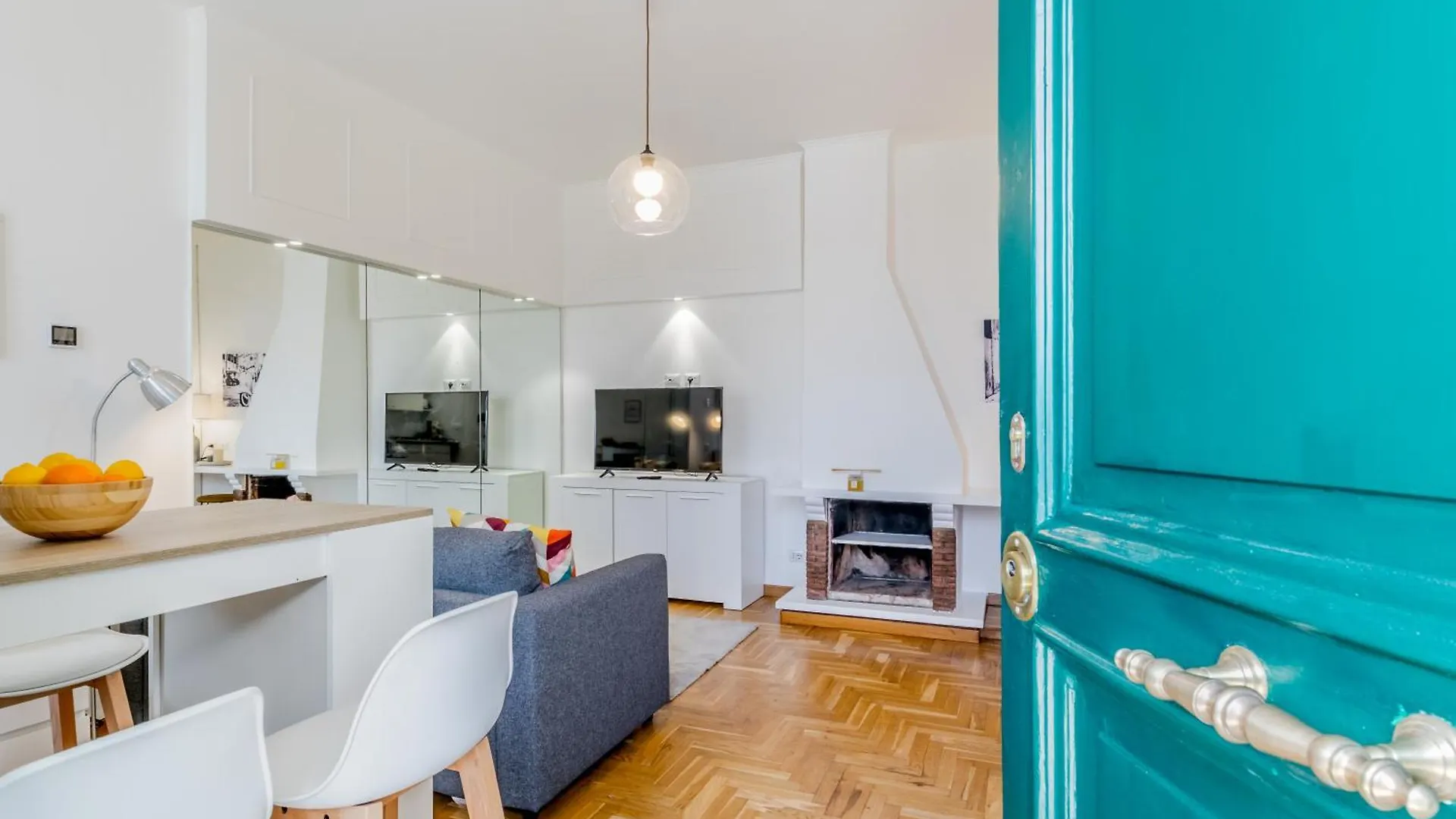 Apartment Attico Nel Cuore Di Roma Con Box Privato Per Auto Italy